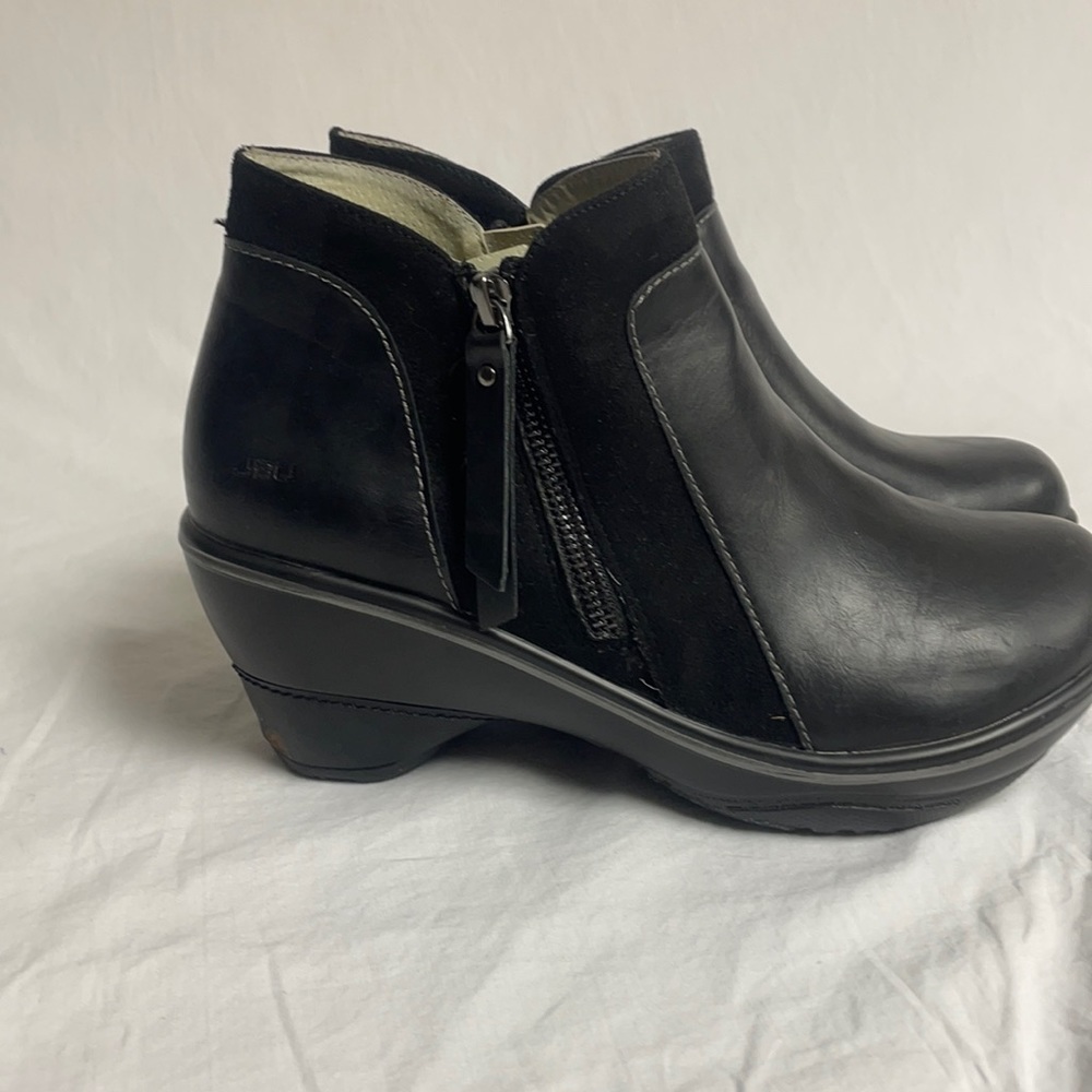 JBU —Hub memory foam by Jambi booties